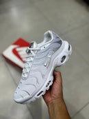 Nike Air Max Tn Cinza e Branco