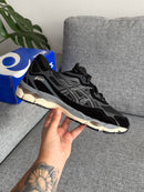 Asics Gel NYC - Grafite/Bege
