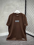 CAMISETA STRANGER “BLOCK LETTERS” - MARROM